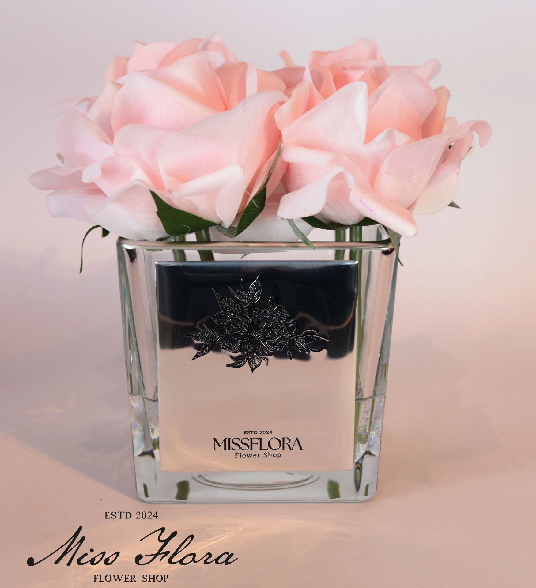 Gümüş Pembe 4 Güllü Oda Kokusu