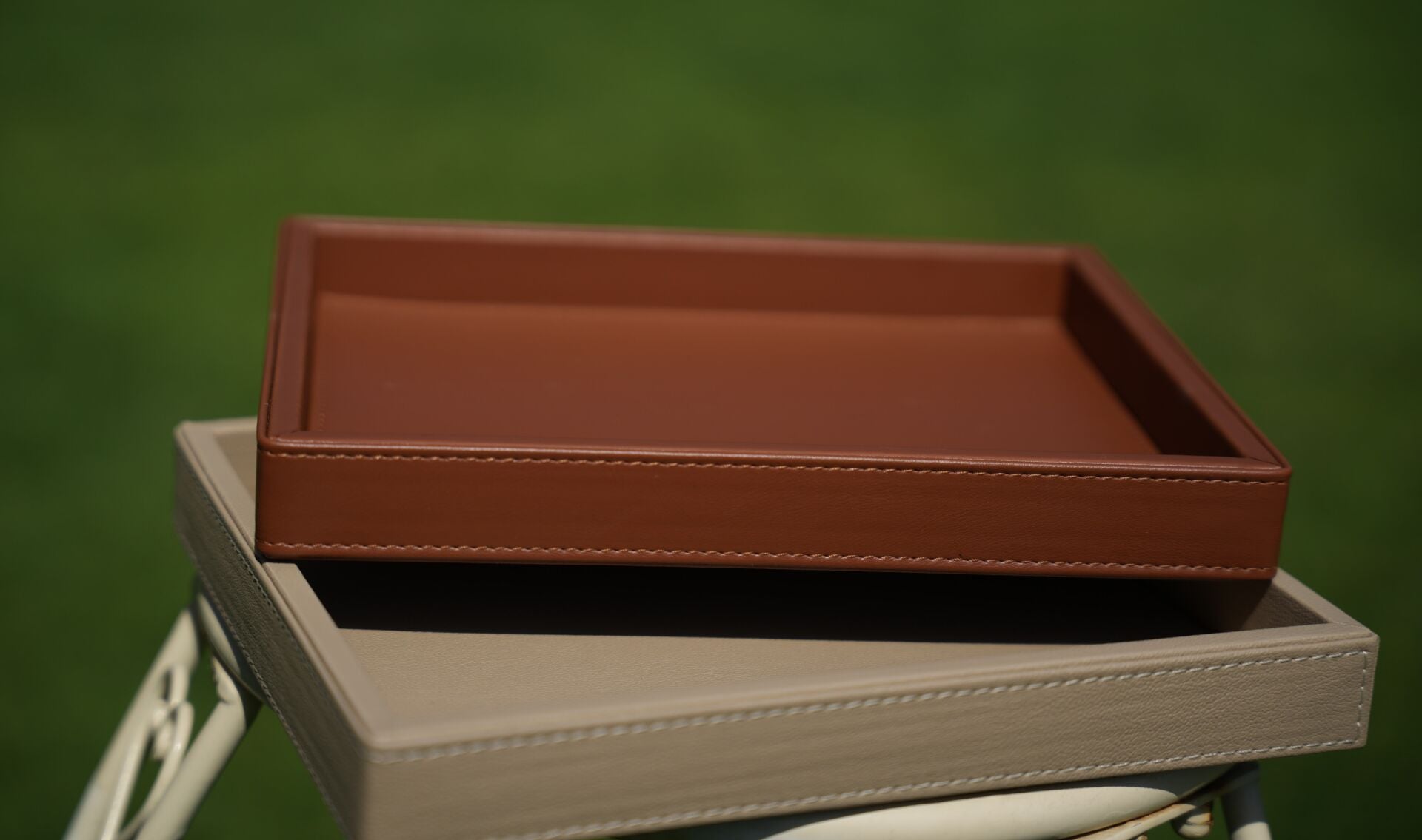 Tek Kişilik Deri Tepsi